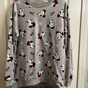 Women’s Mickey Christmas sweater